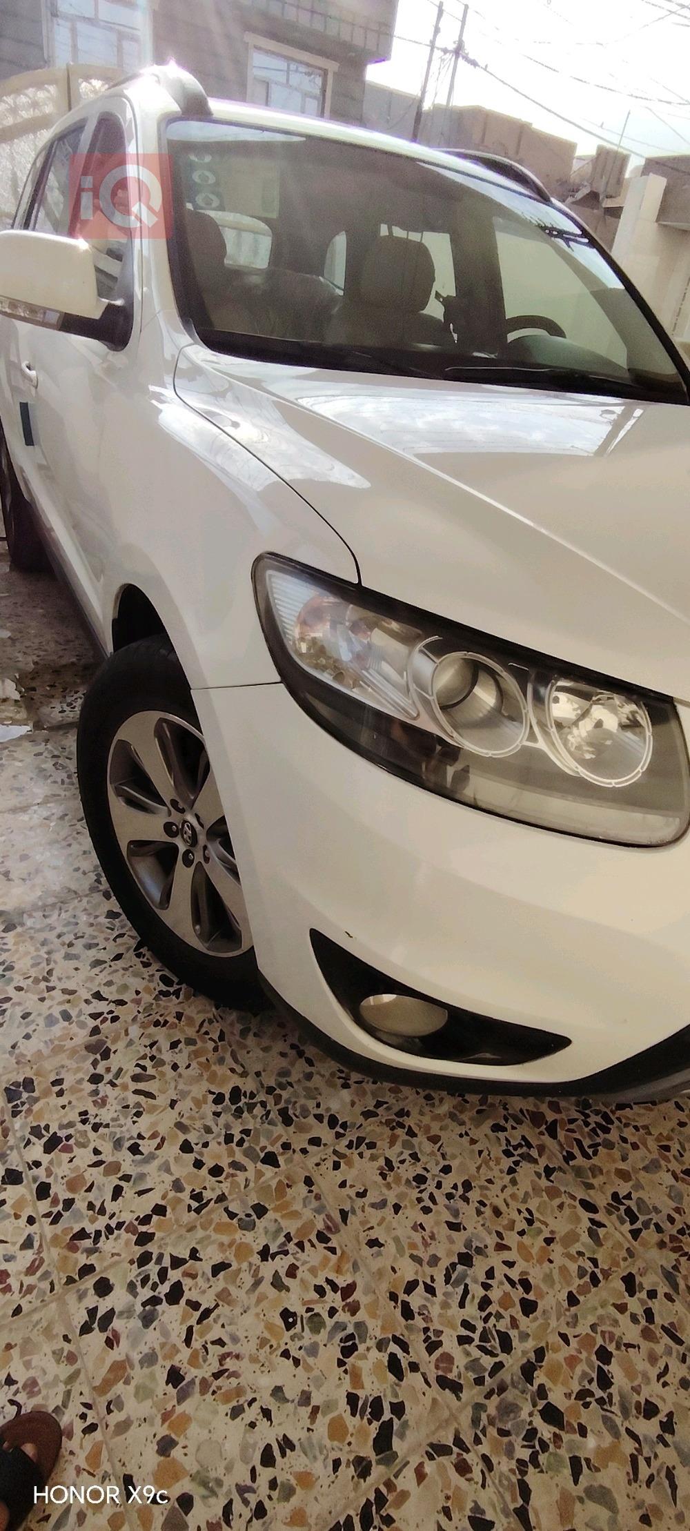هيونداي سانتافي